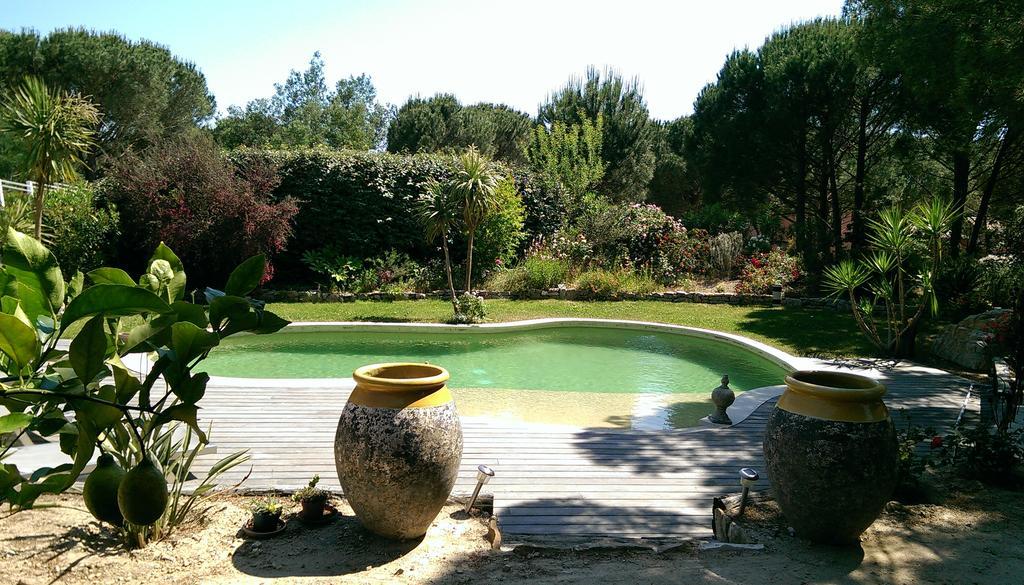 Les Glycines Bed & Breakfast Grimaud Exterior photo
